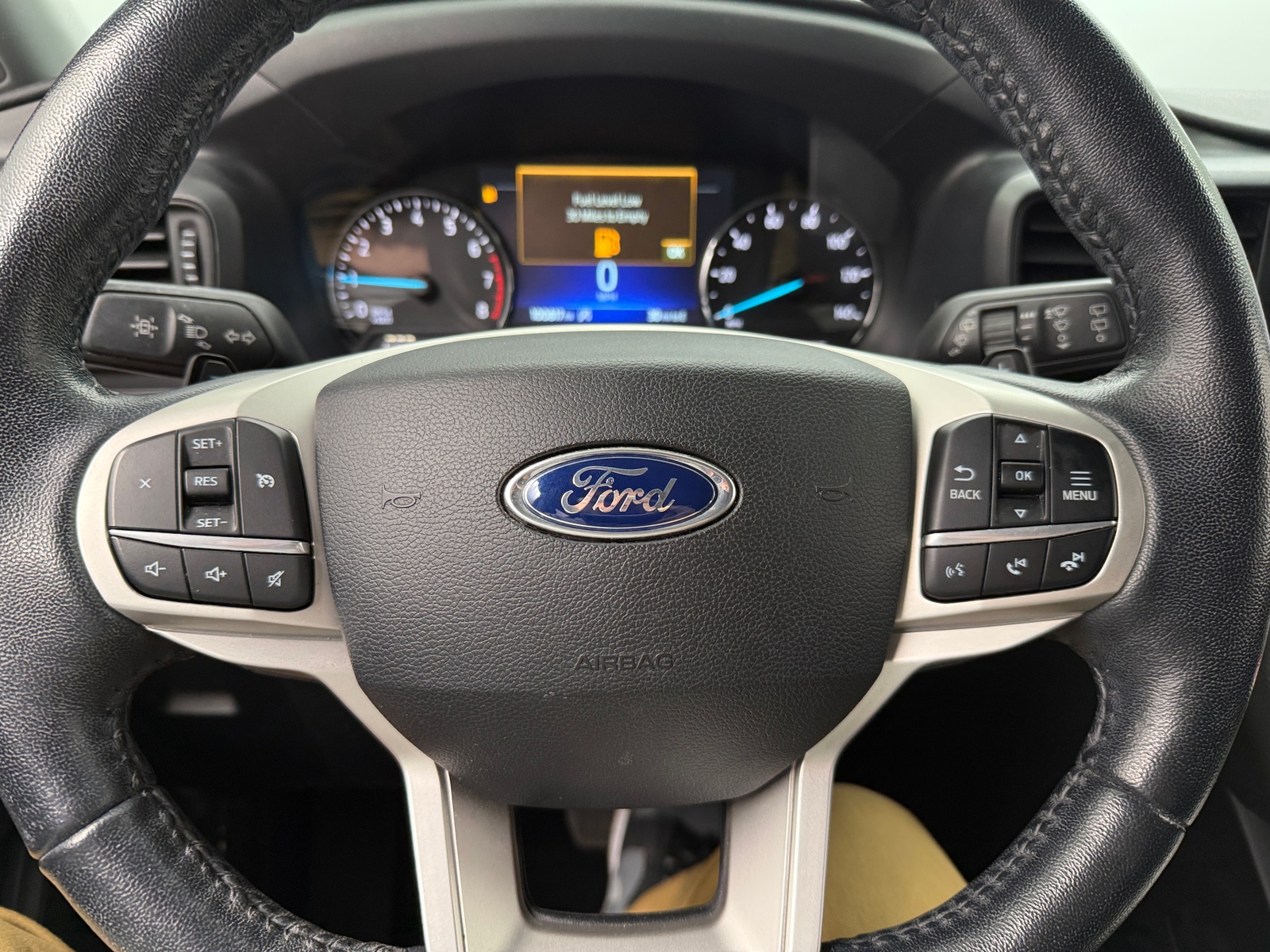 Thumbnail: 2020 Ford Explorer - 5