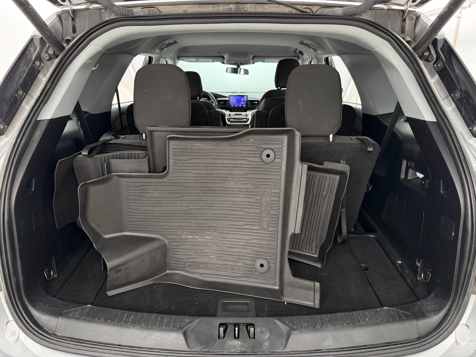 Thumbnail: 2020 Ford Explorer - 7