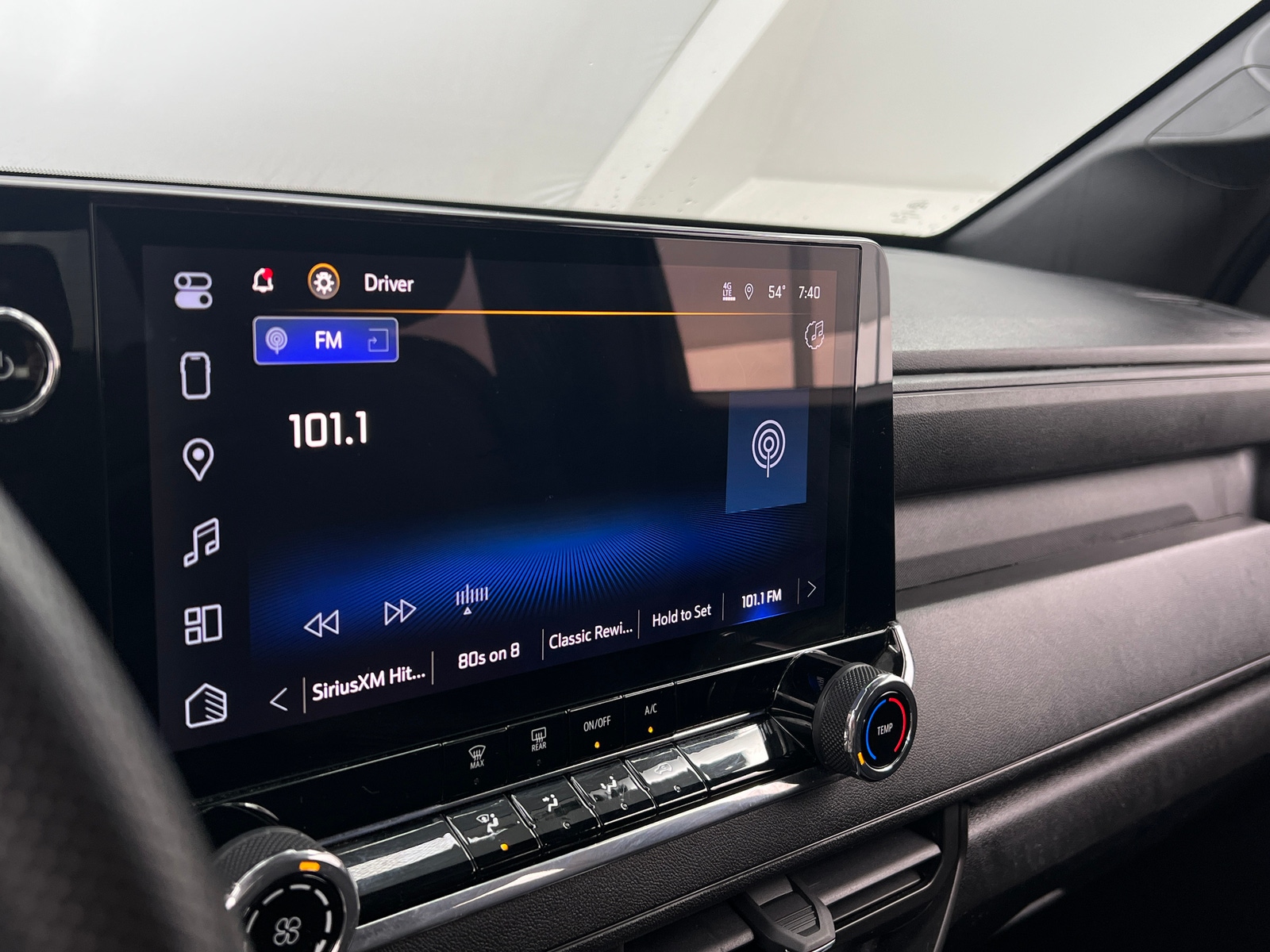 Thumbnail: 2024 Chevrolet Colorado - 4