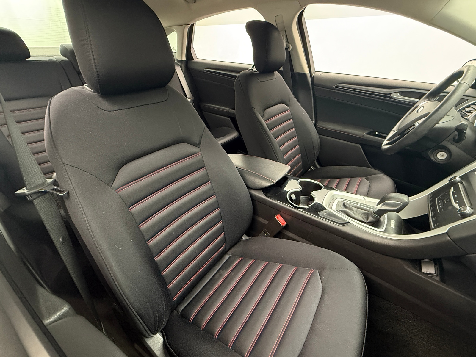 Thumbnail: 2015 Ford Fusion - 2