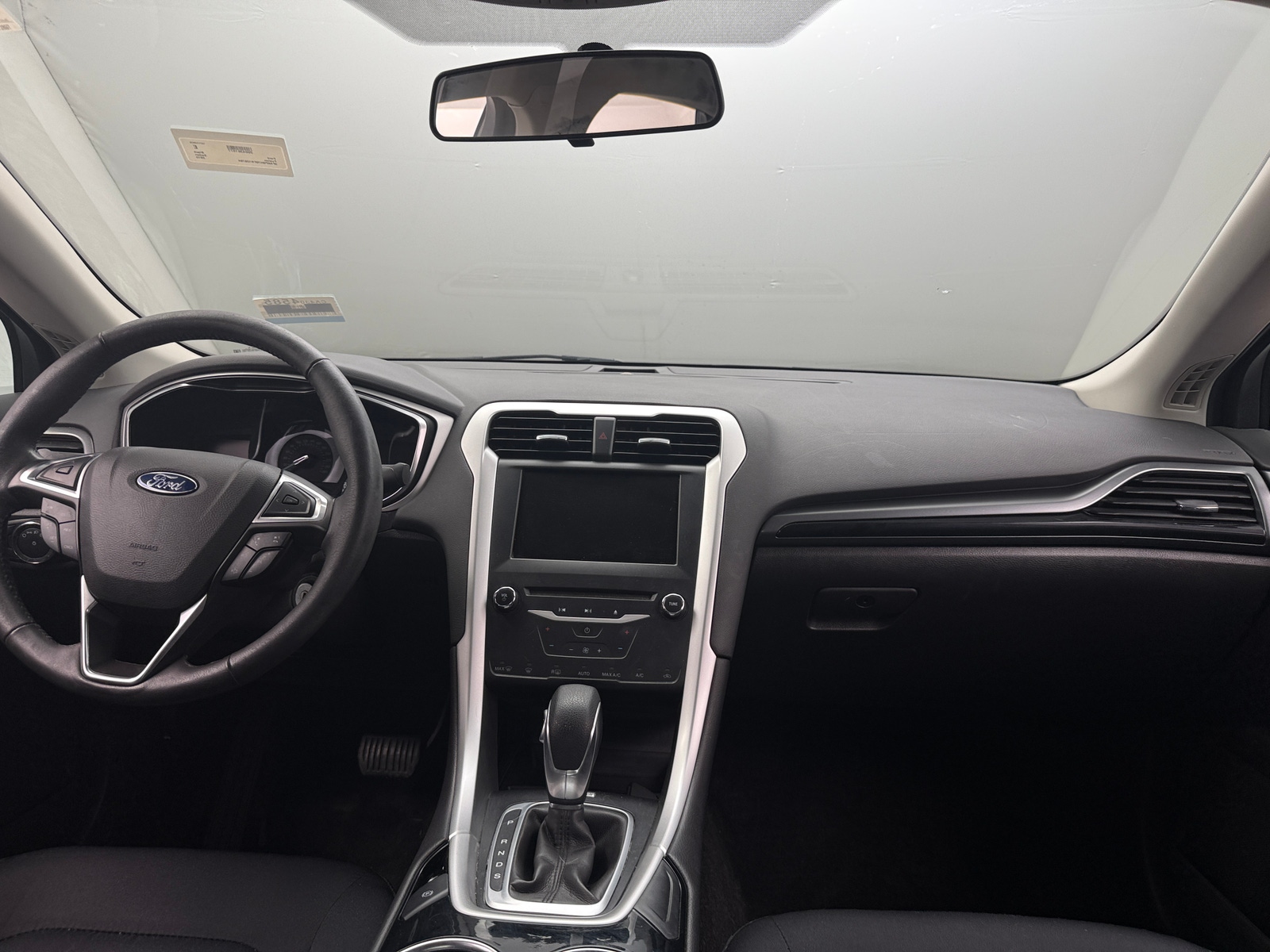 Thumbnail: 2015 Ford Fusion - 3