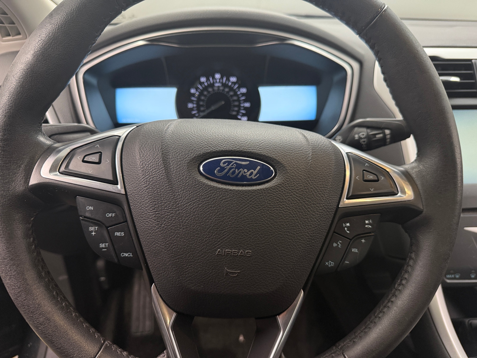 Thumbnail: 2015 Ford Fusion - 5