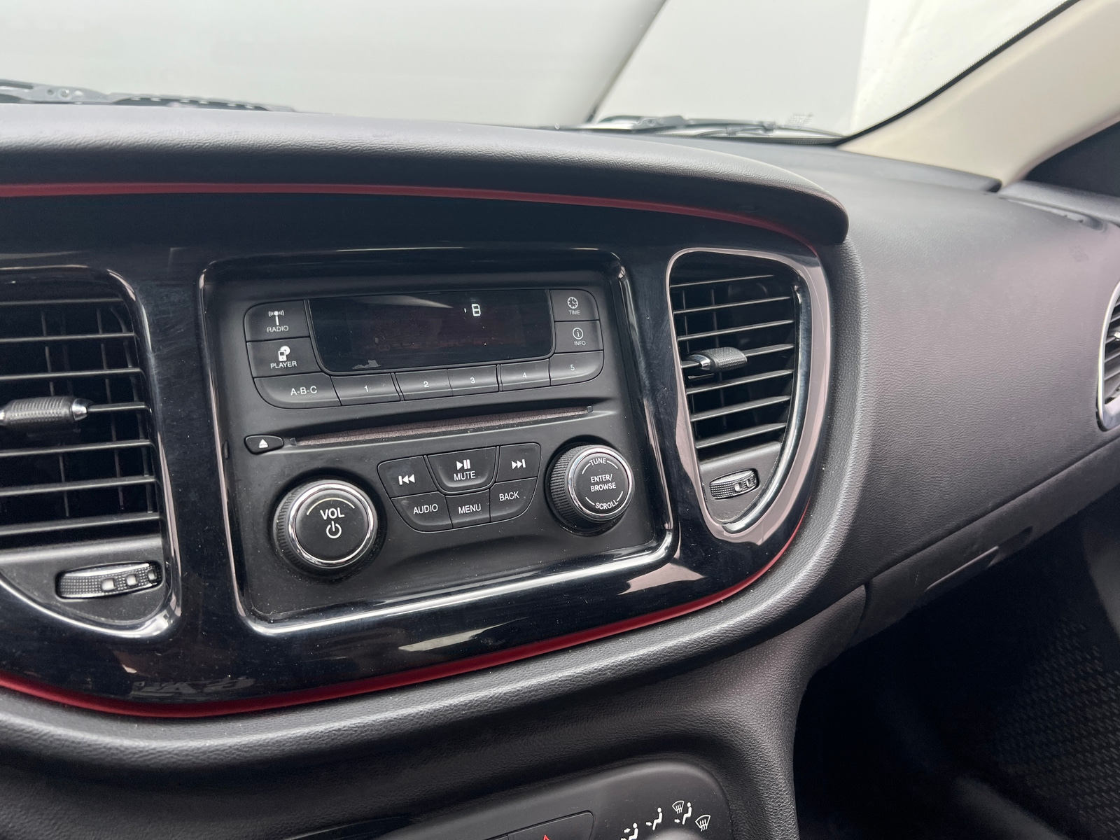 Thumbnail: 2016 Dodge Dart - 4