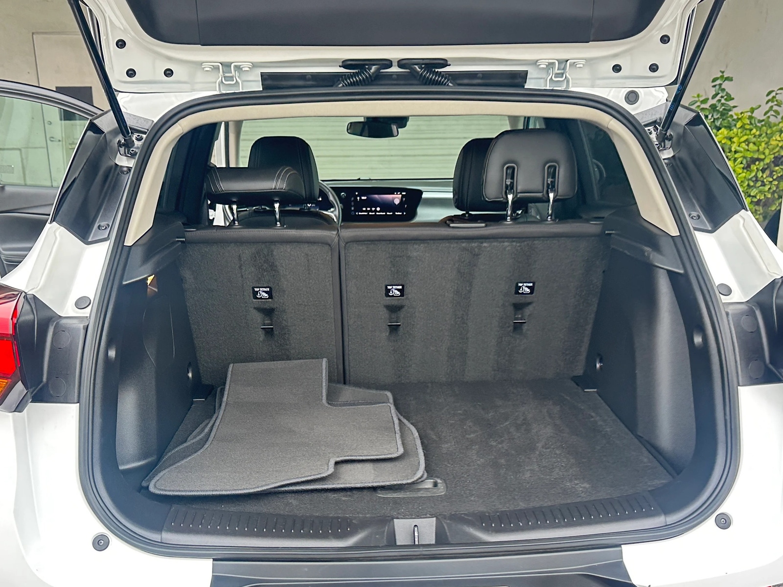 Thumbnail: 2025 Buick Encore GX - 6