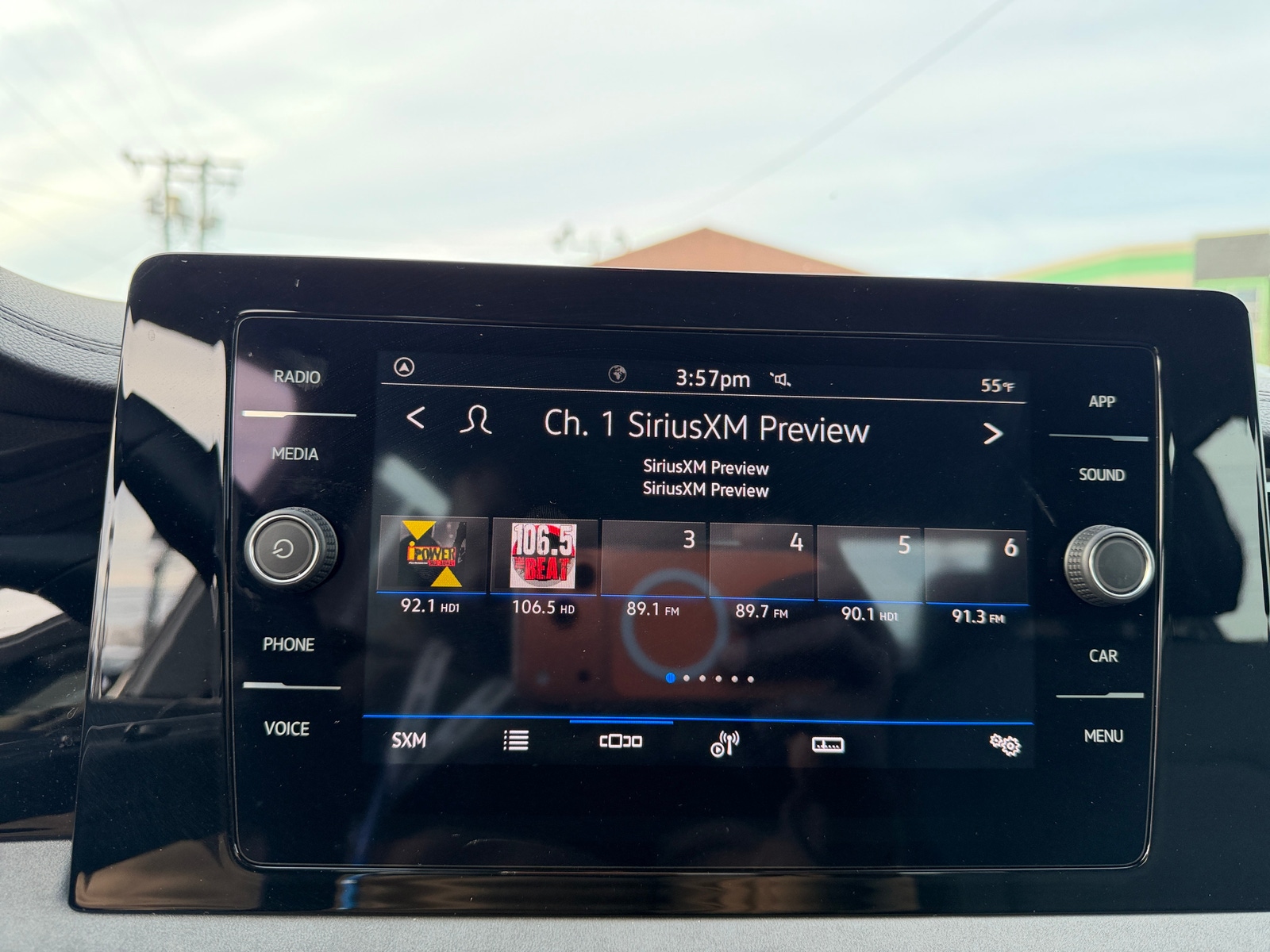 Thumbnail: 2025 Volkswagen Jetta - 4