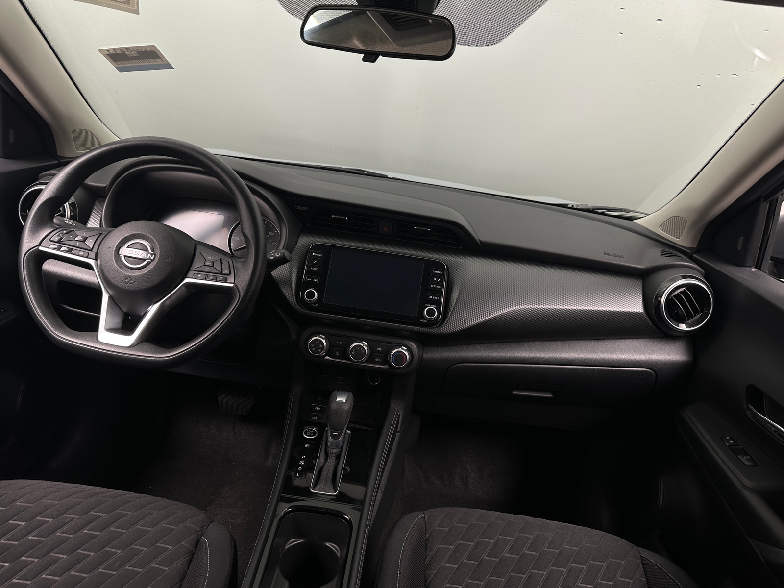 Thumbnail: 2023 Nissan Kicks - 3