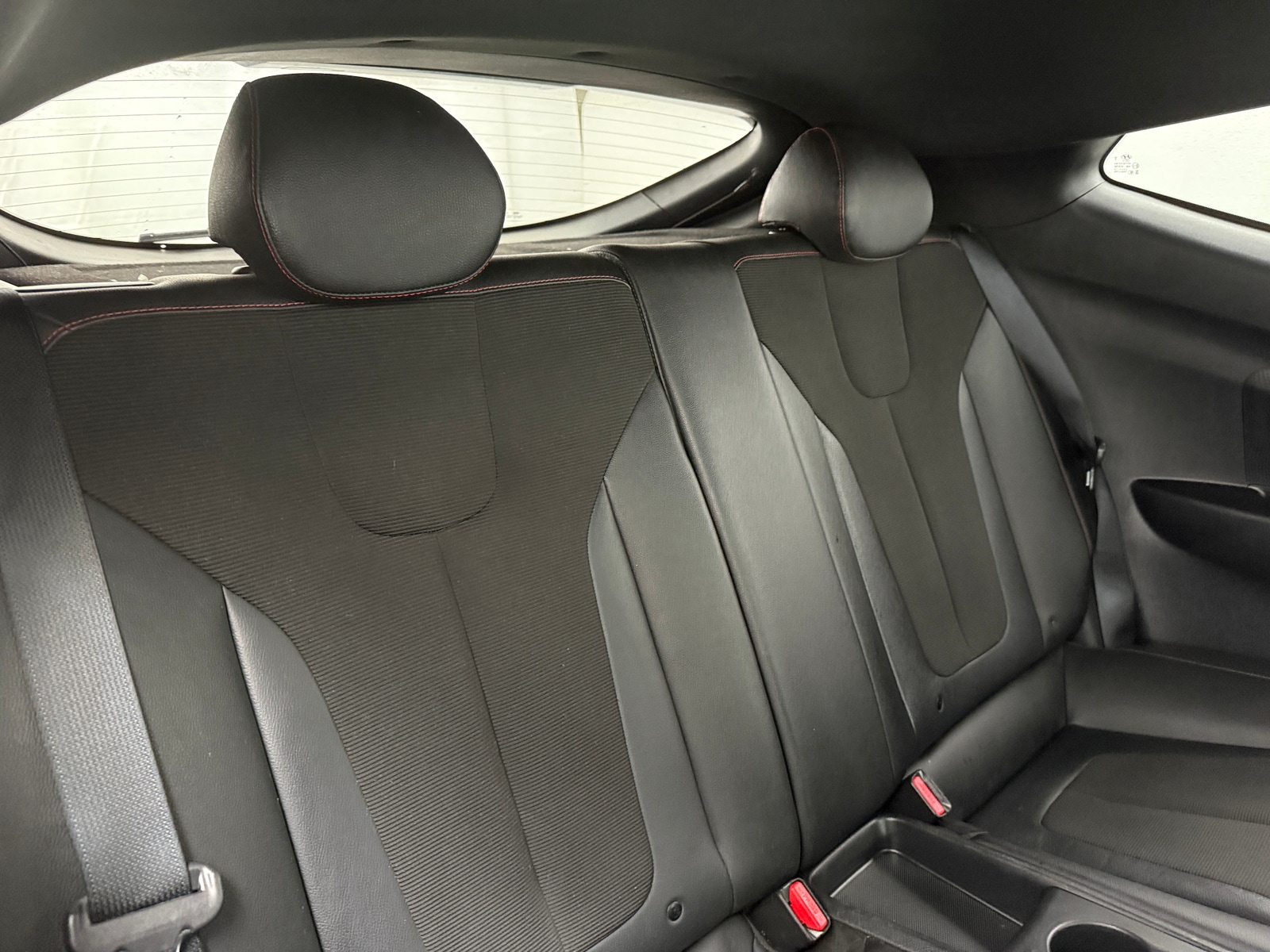 Thumbnail: 2020 Hyundai Veloster - 5