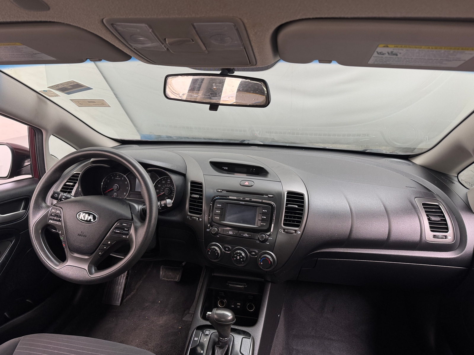 Thumbnail: 2017 Kia Forte - 3