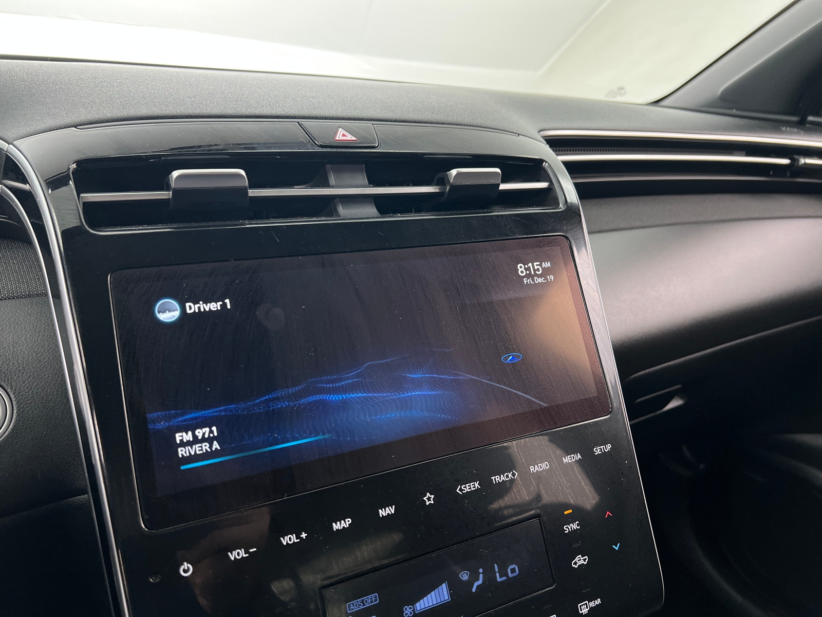 Thumbnail: 2022 Hyundai Santa Cruz - 3