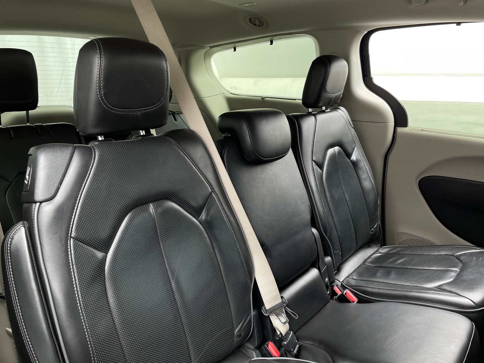 Thumbnail: 2019 Chrysler Pacifica - 5