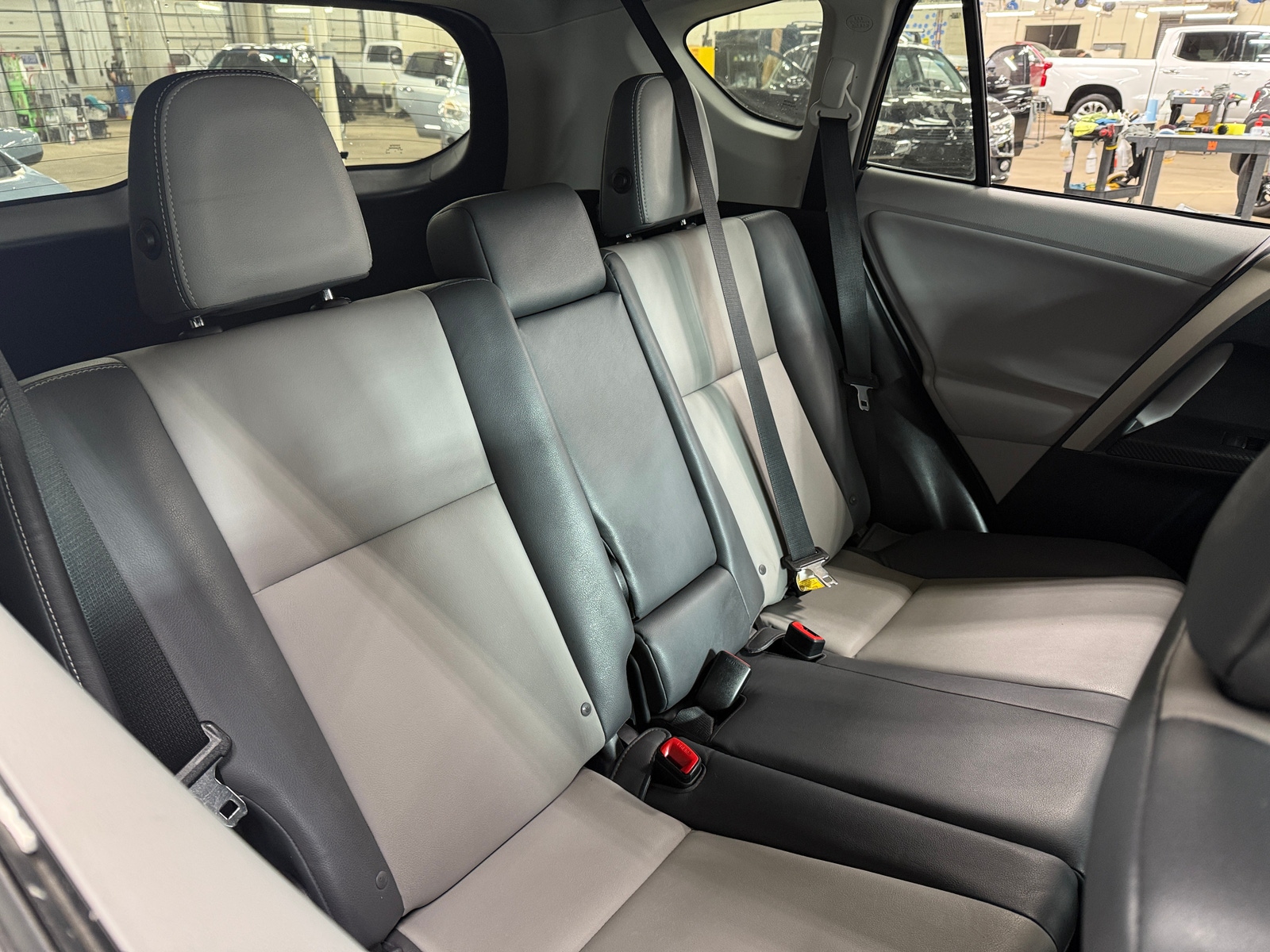 Thumbnail: 2013 Toyota RAV4 - 5