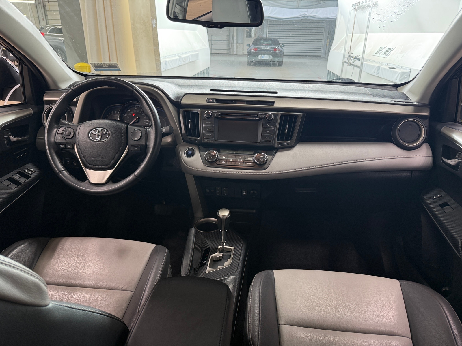 Thumbnail: 2013 Toyota RAV4 - 2