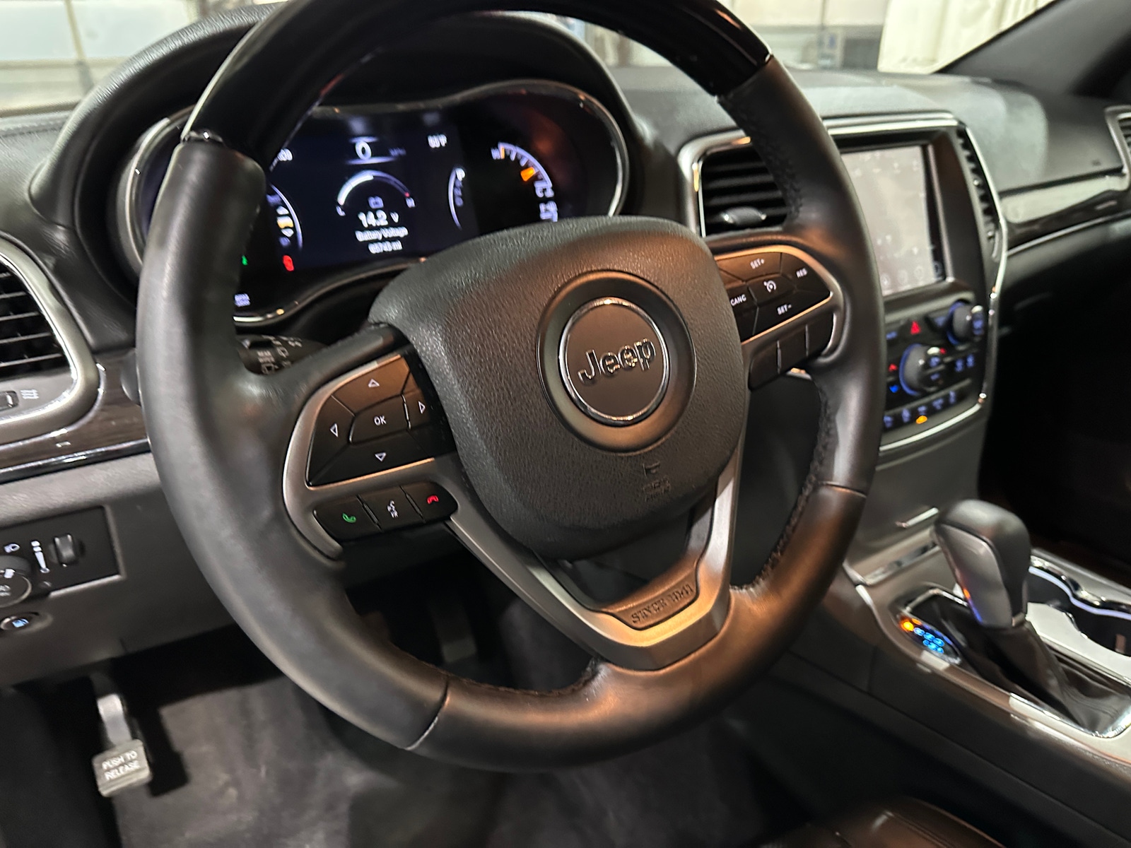 Thumbnail: 2018 Jeep Grand Cherokee - 4