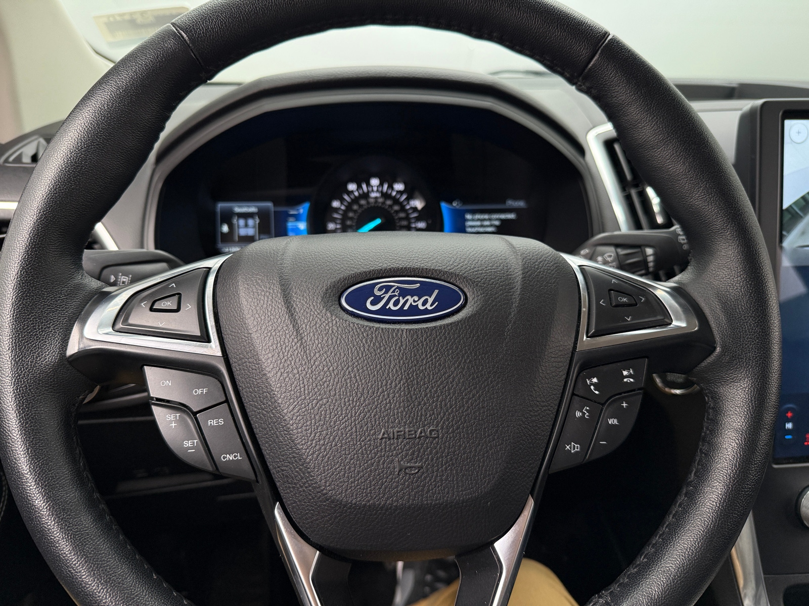 Thumbnail: 2024 Ford Edge - 4