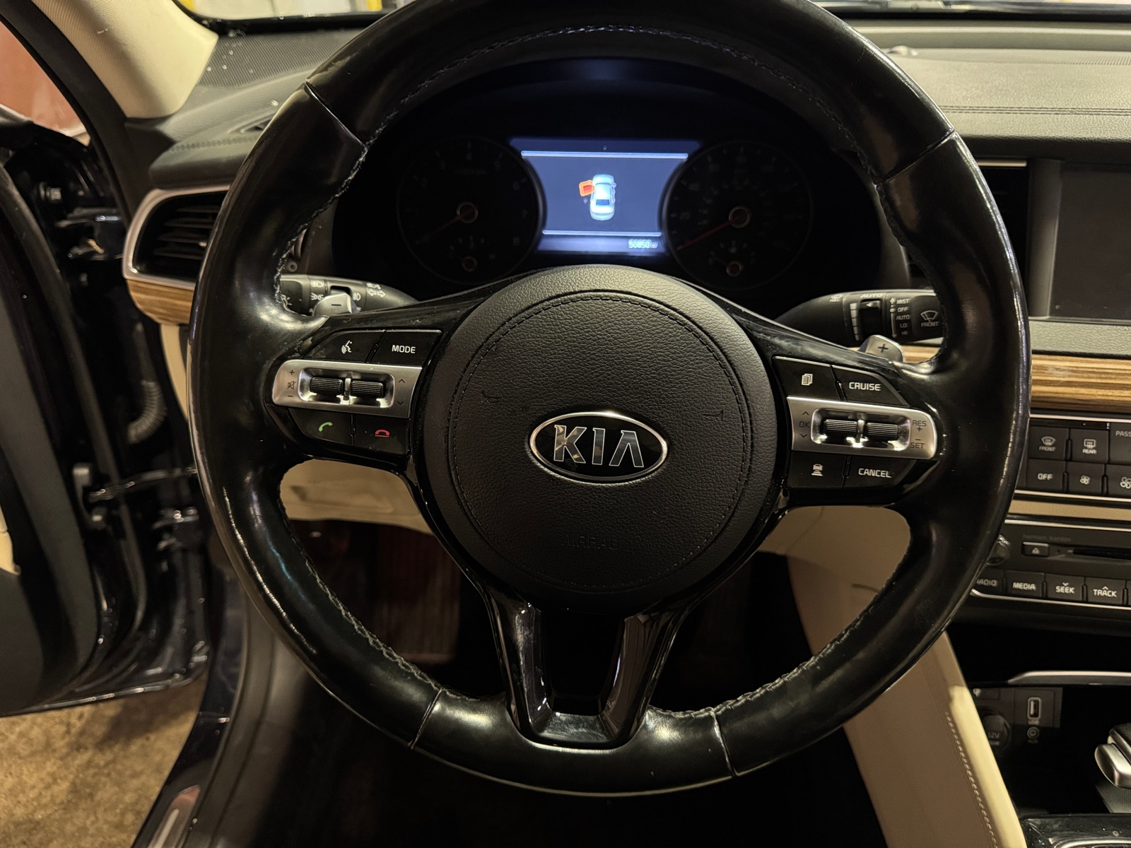 Thumbnail: 2018 Kia Cadenza - 4