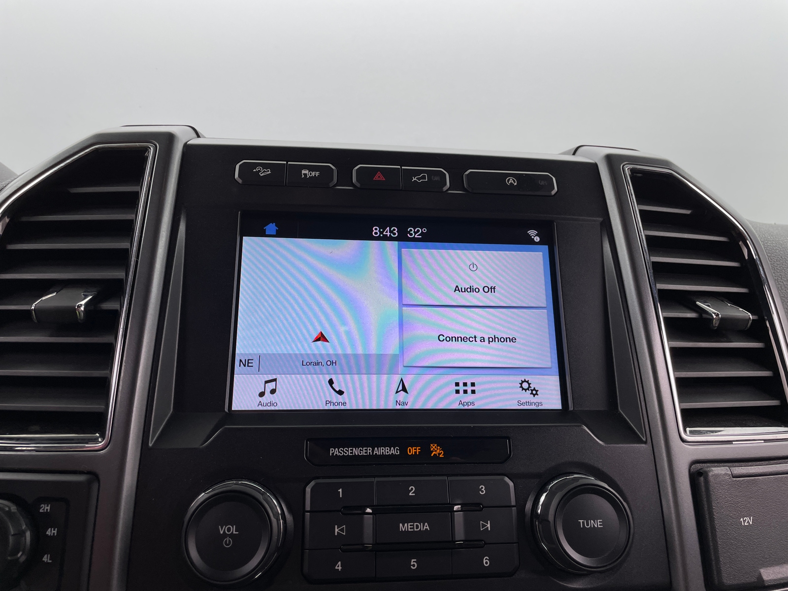 Thumbnail: 2019 Ford Econoline - 4