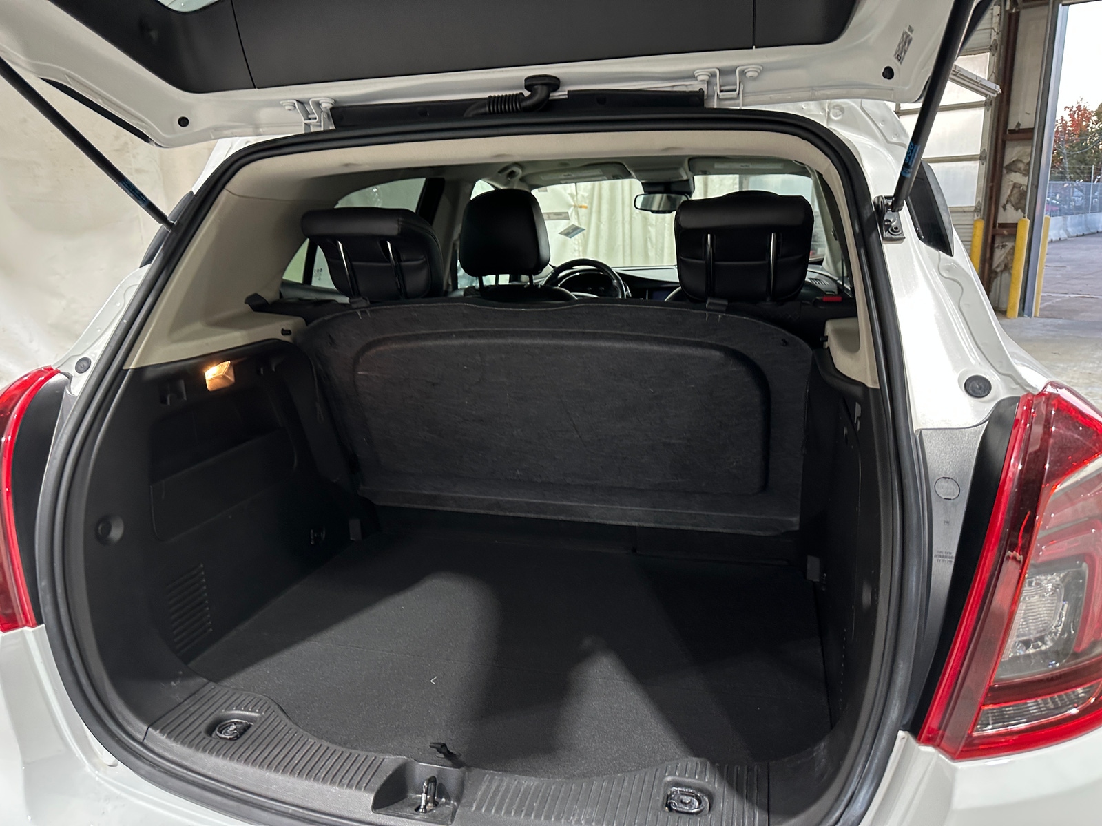 Thumbnail: 2018 Buick Encore - 6