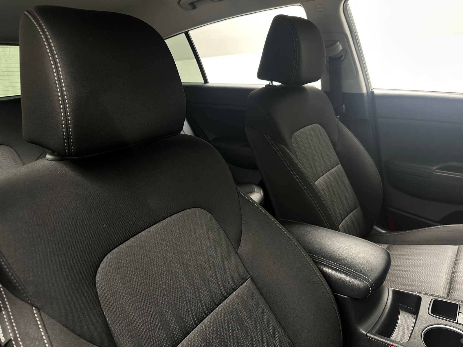 Thumbnail: 2020 Kia Sportage - 2