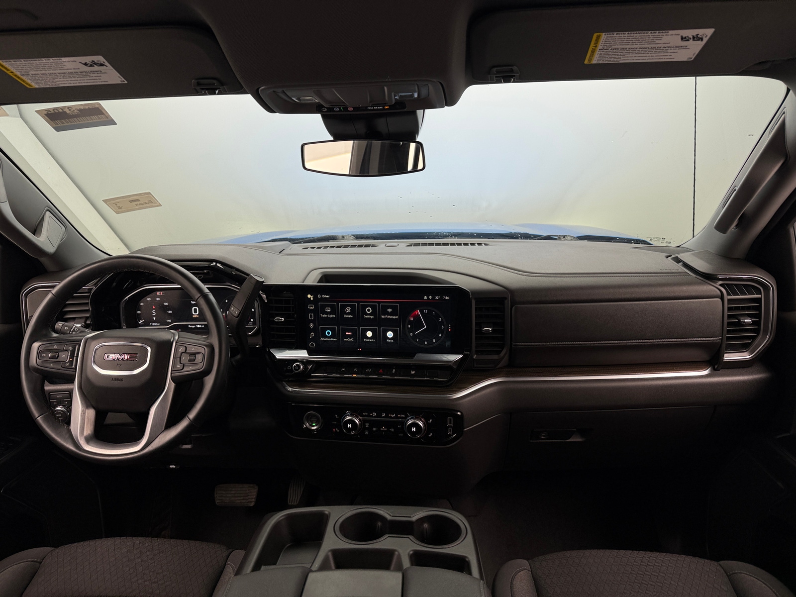 Thumbnail: 2024 GMC Sierra 1500 - 3