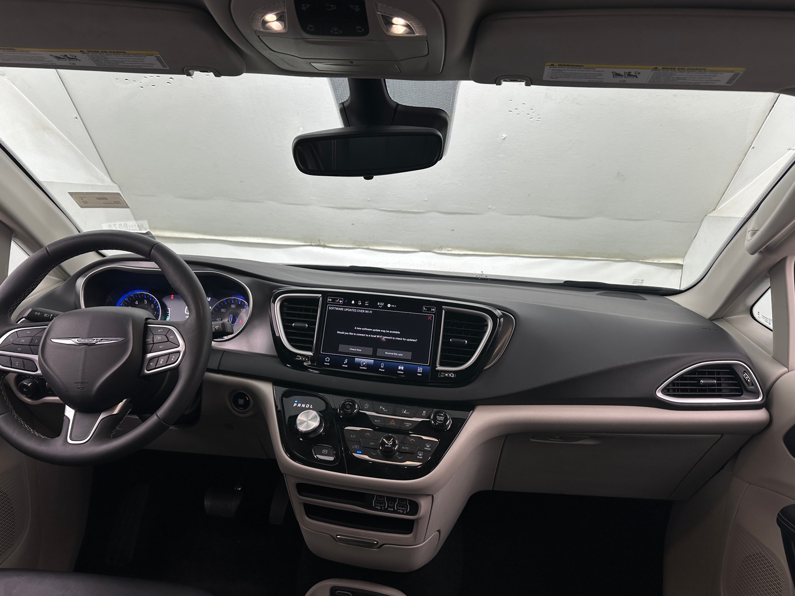 Thumbnail: 2024 Chrysler Pacifica - 2