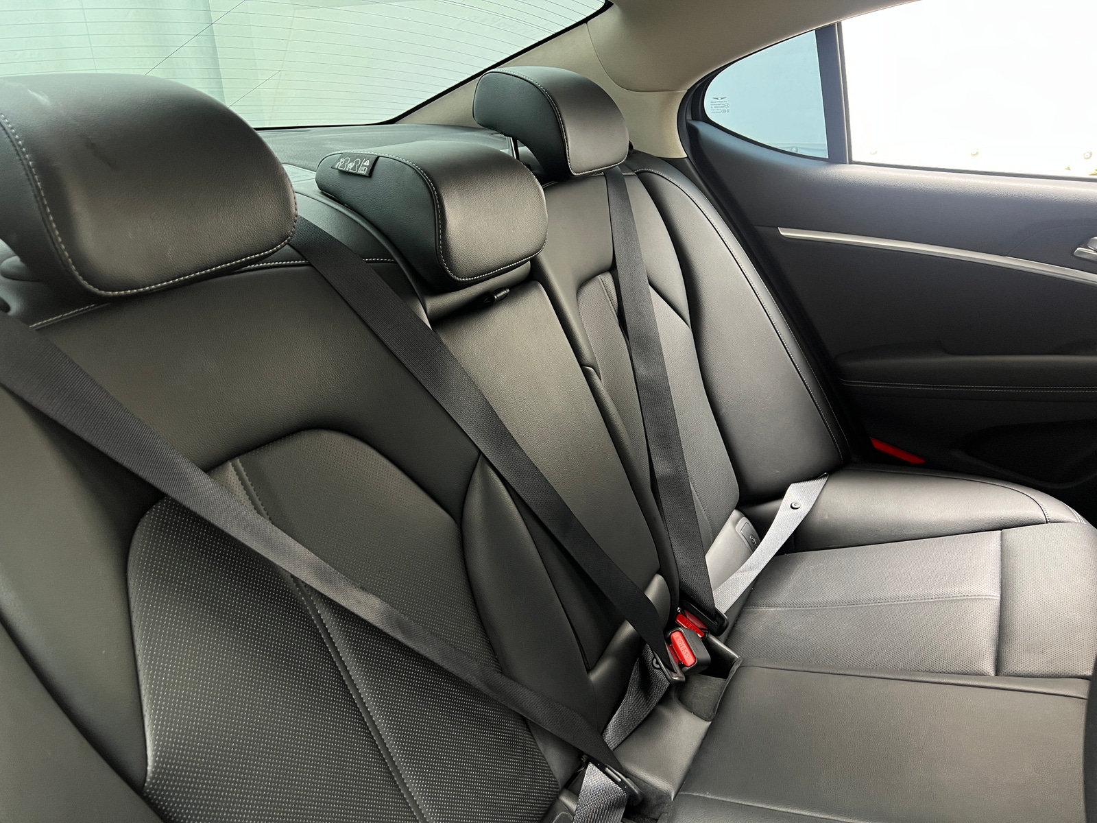 Thumbnail: 2025 Genesis G70 - 5