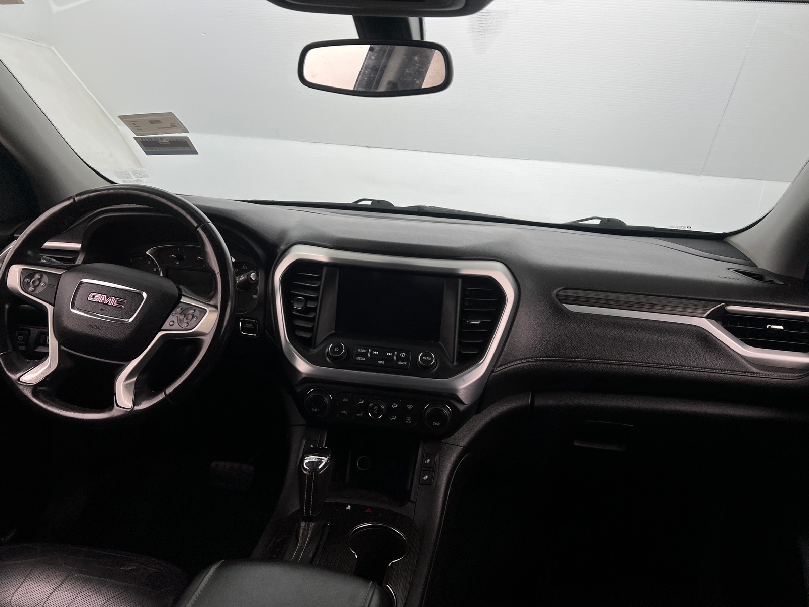 Thumbnail: 2018 GMC Acadia - 2