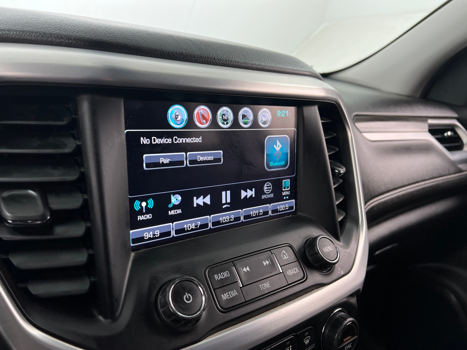 Thumbnail: 2018 GMC Acadia - 3