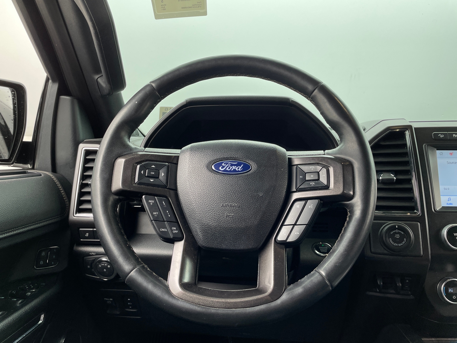 Thumbnail: 2021 Ford Expedition - 4