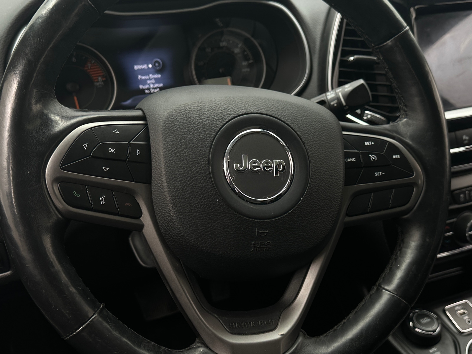 Thumbnail: 2019 Jeep Cherokee - 4