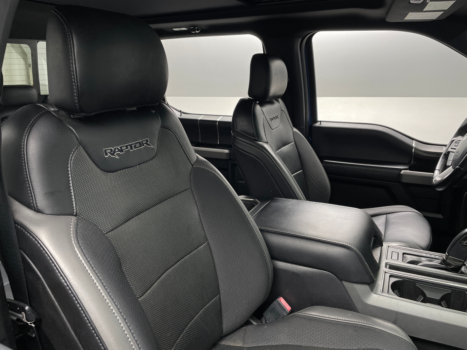 Thumbnail: 2019 Ford Econoline - 2