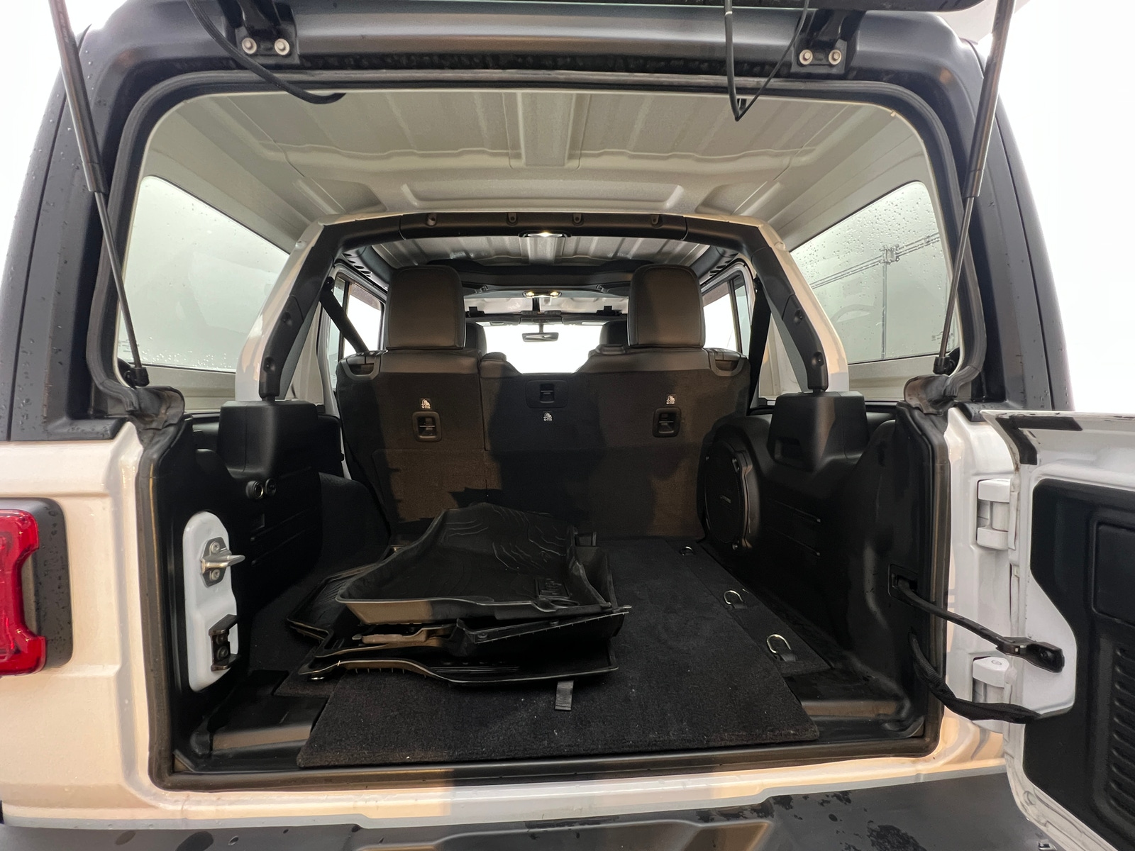 Thumbnail: 2019 Jeep Wrangler - 6