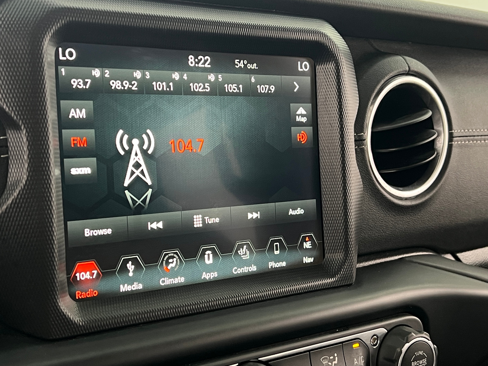 Thumbnail: 2019 Jeep Wrangler - 3