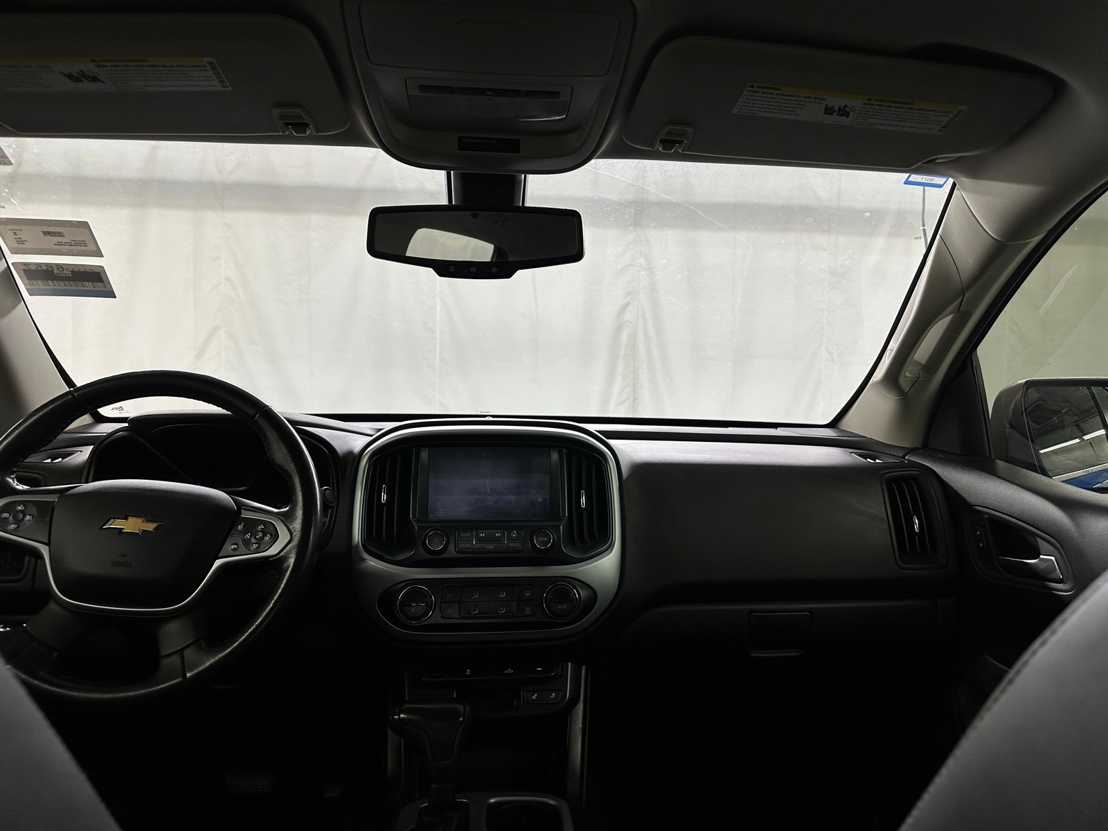 Thumbnail: 2018 Chevrolet Colorado - 3