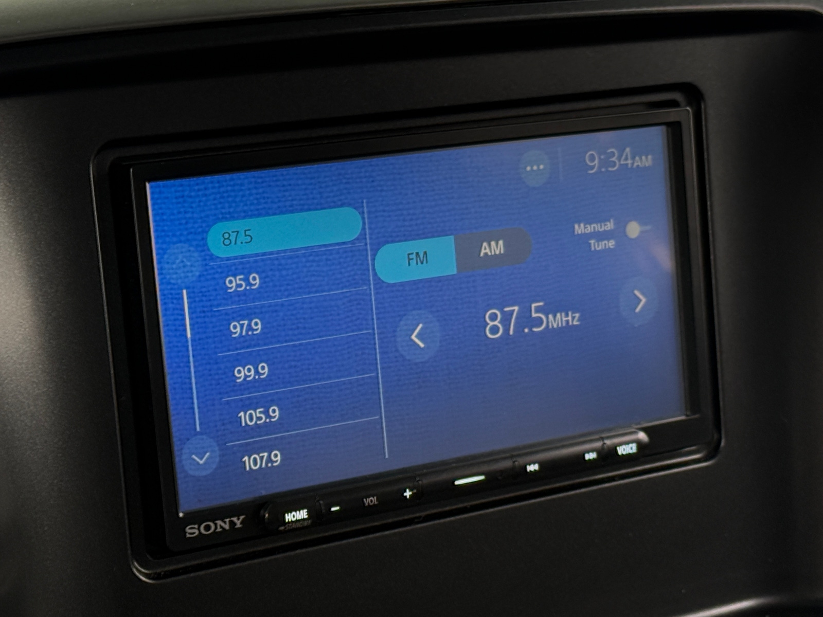 Thumbnail: 2018 Chevrolet Silverado 1500 - 3