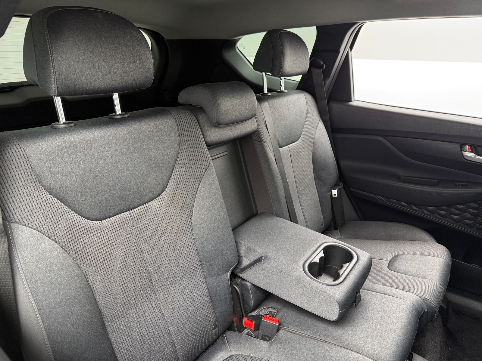 Thumbnail: 2019 Hyundai Santa Fe - 6