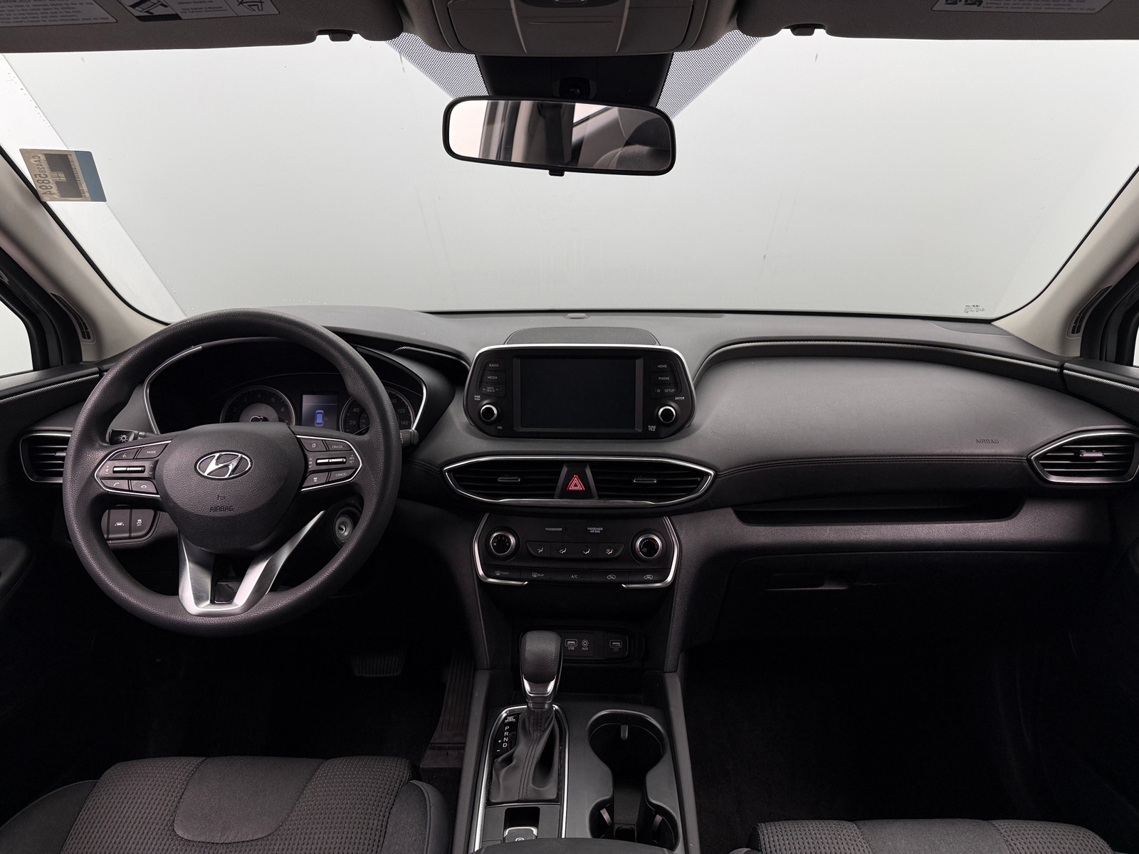 Thumbnail: 2019 Hyundai Santa Fe - 3