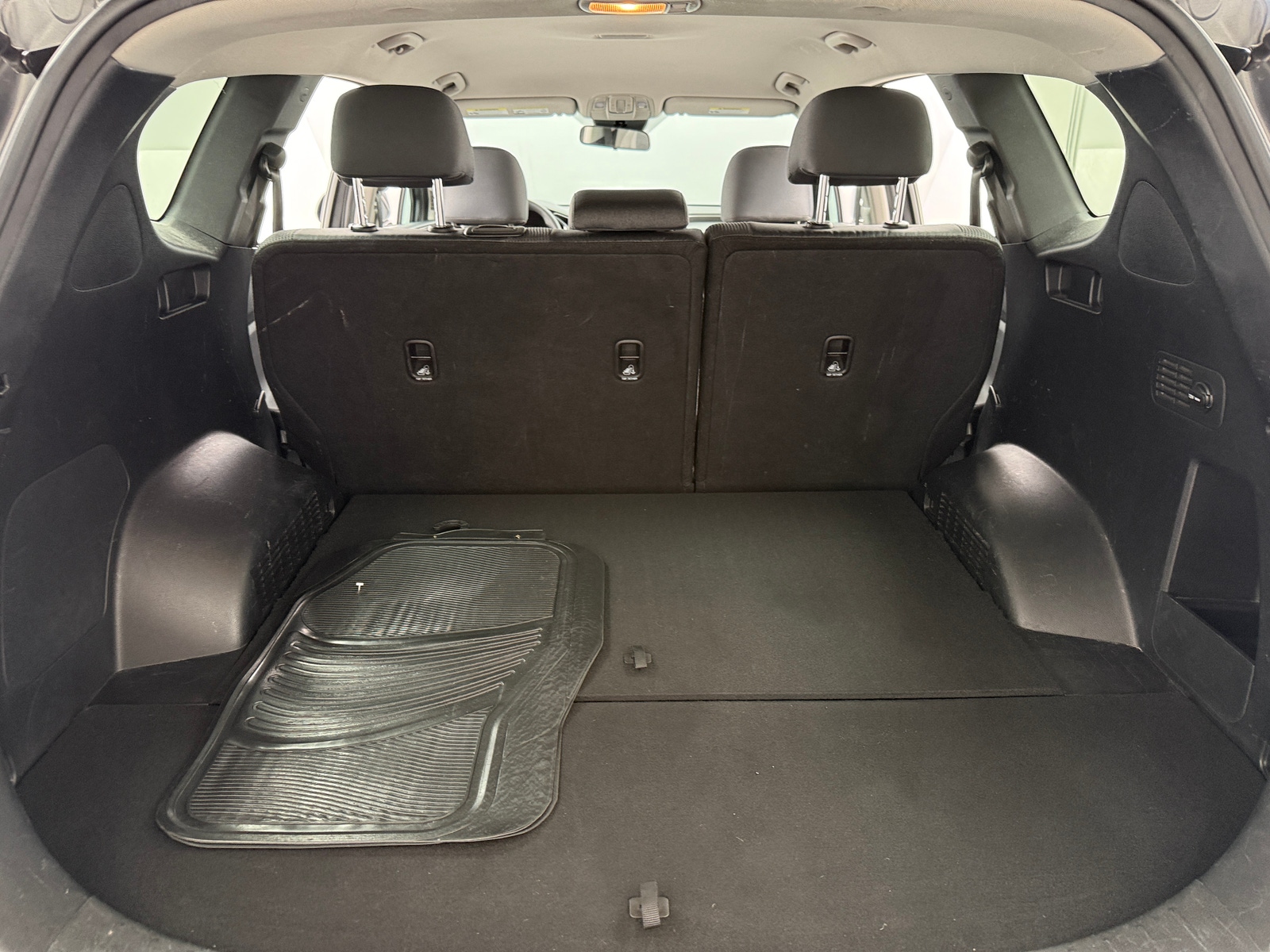 Thumbnail: 2019 Hyundai Santa Fe - 7