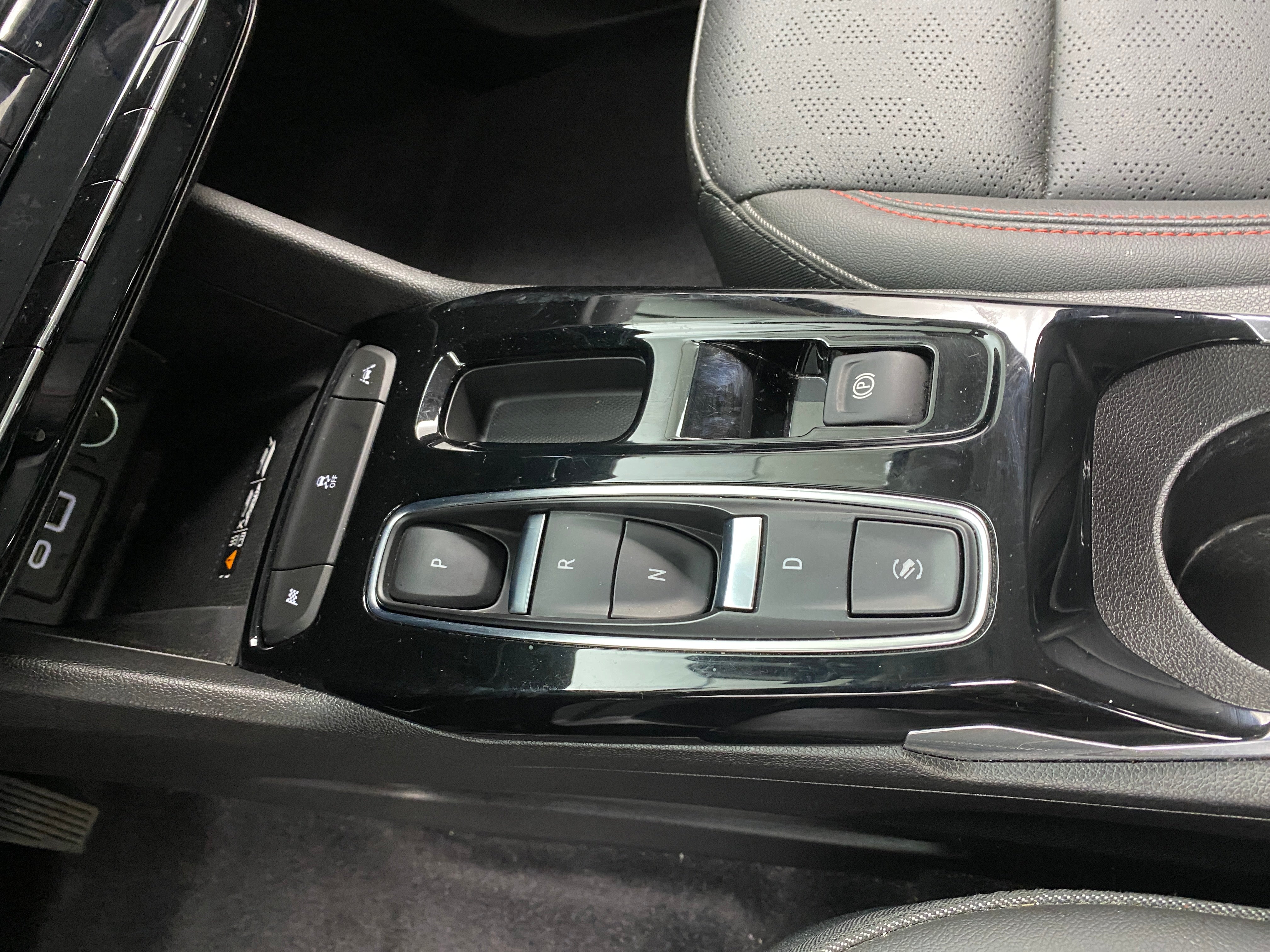 Used 2023 Chevrolet Bolt EUV LT with VIN 1G1FY6S05P4124117 for sale in Auburn, WA