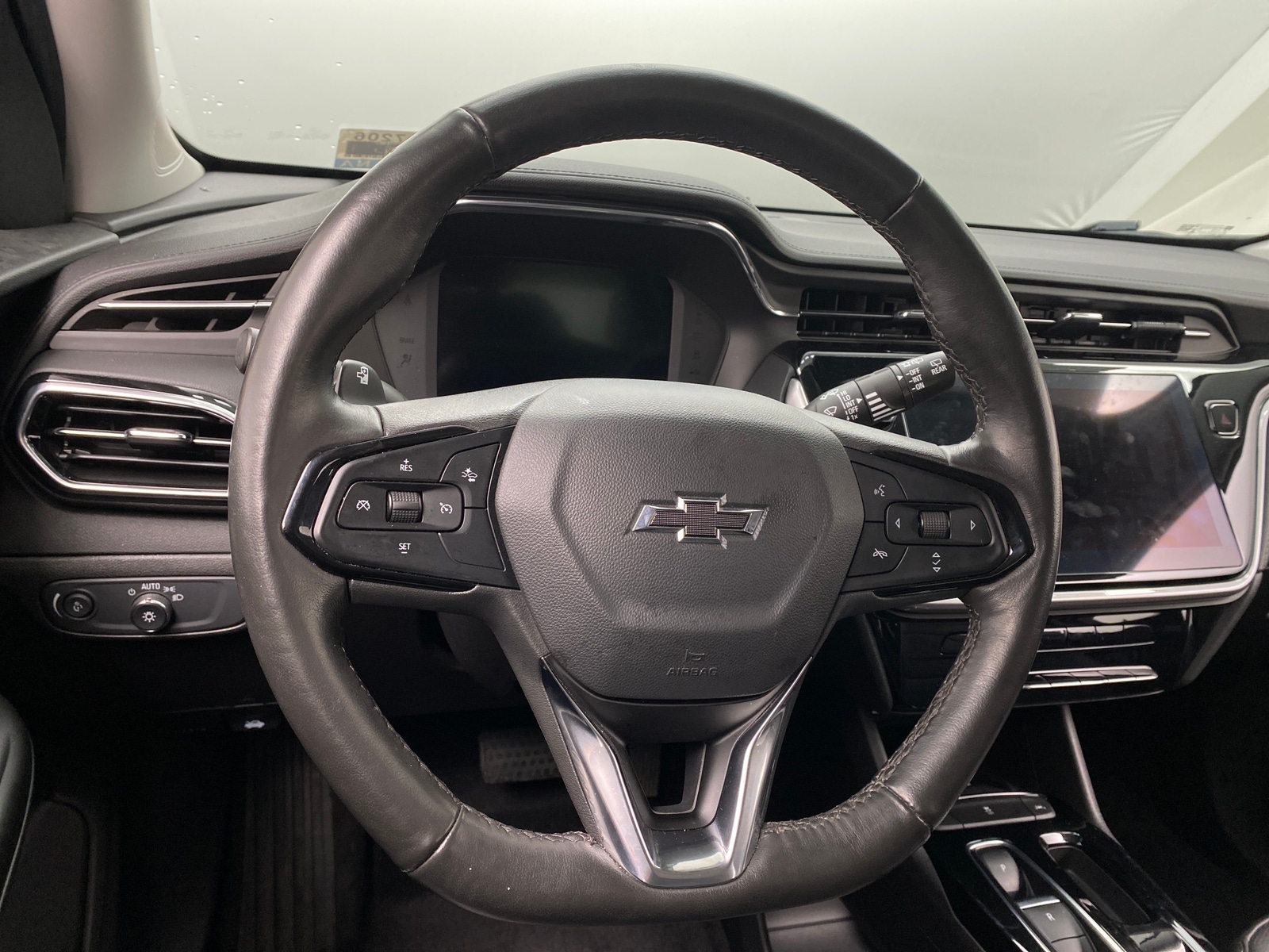 Thumbnail: 2023 Chevrolet Bolt EUV - 5