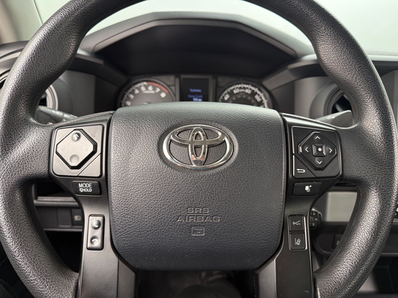 Thumbnail: 2018 Toyota Tacoma - 5