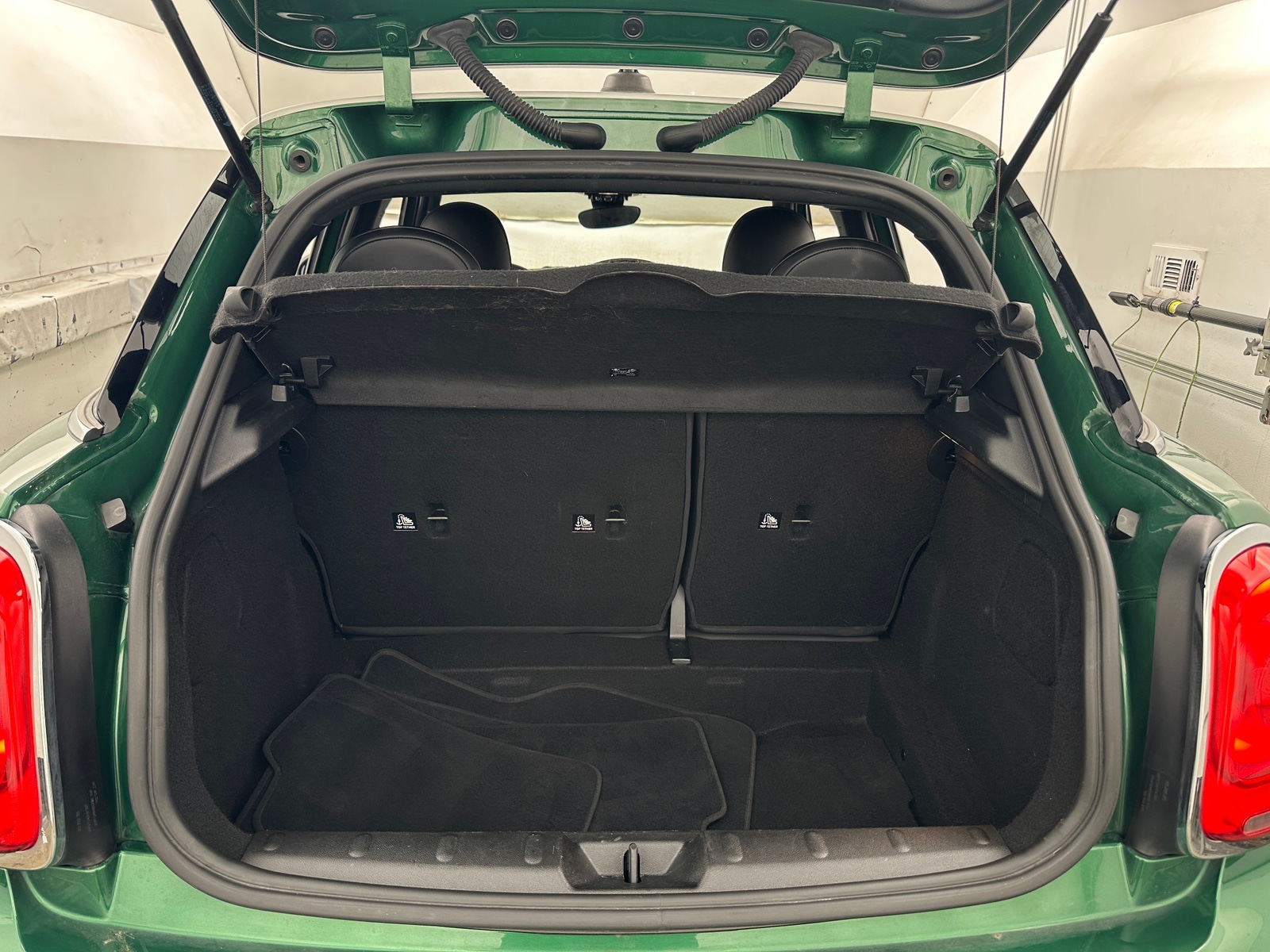 Thumbnail: 2021 MINI Cooper Hardtop - 6