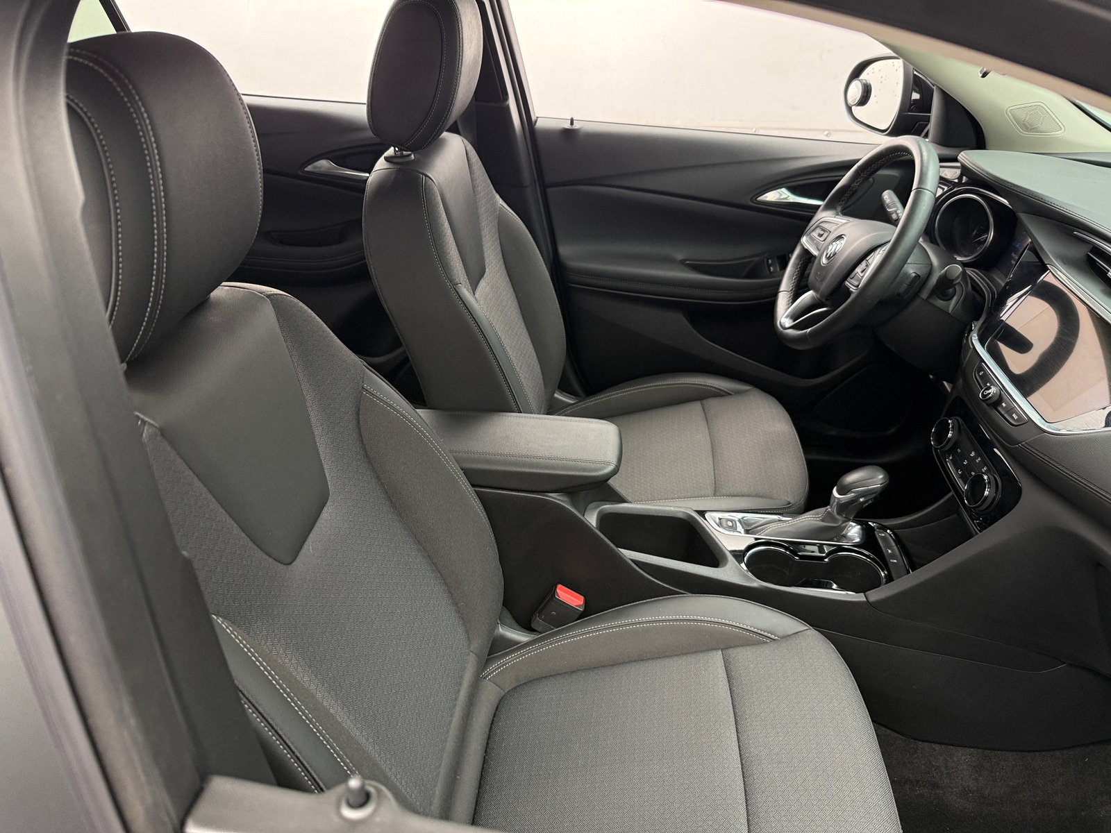 Thumbnail: 2023 Buick Encore GX - 2