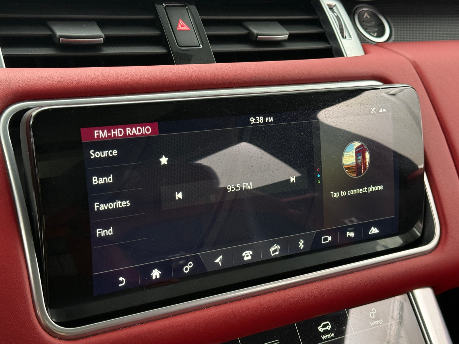 Thumbnail: 2019 Land Rover Range Rover Sport - 3