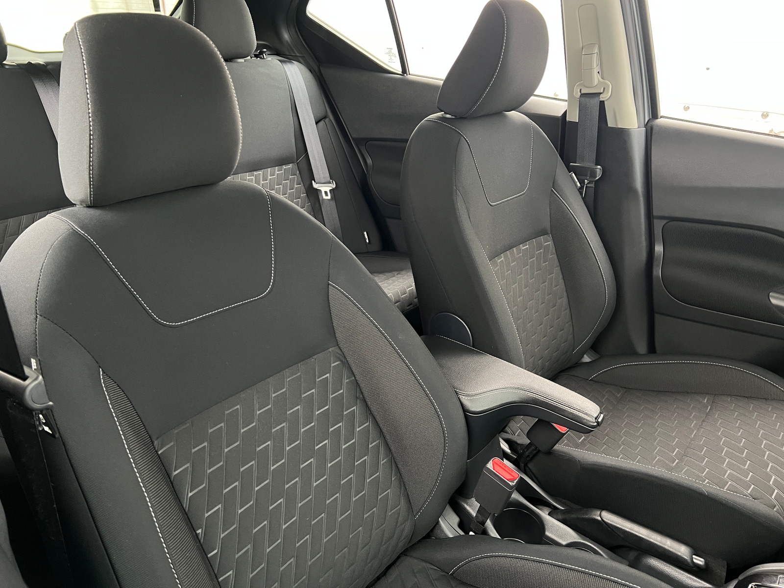 Thumbnail: 2022 Nissan Kicks - 2