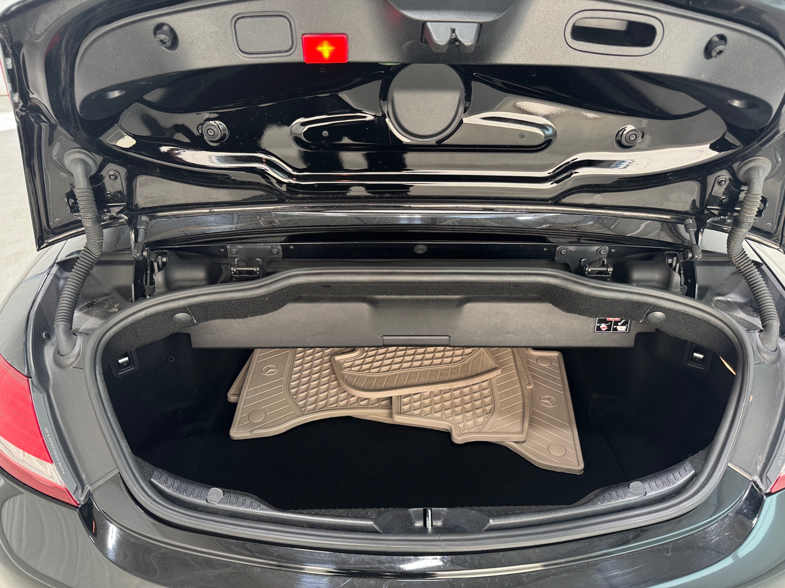 Thumbnail: 2018 Mercedes-Benz C-Class - 6