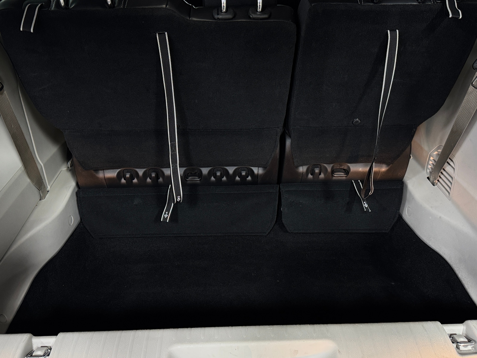 Thumbnail: 2024 Chrysler Pacifica - 6