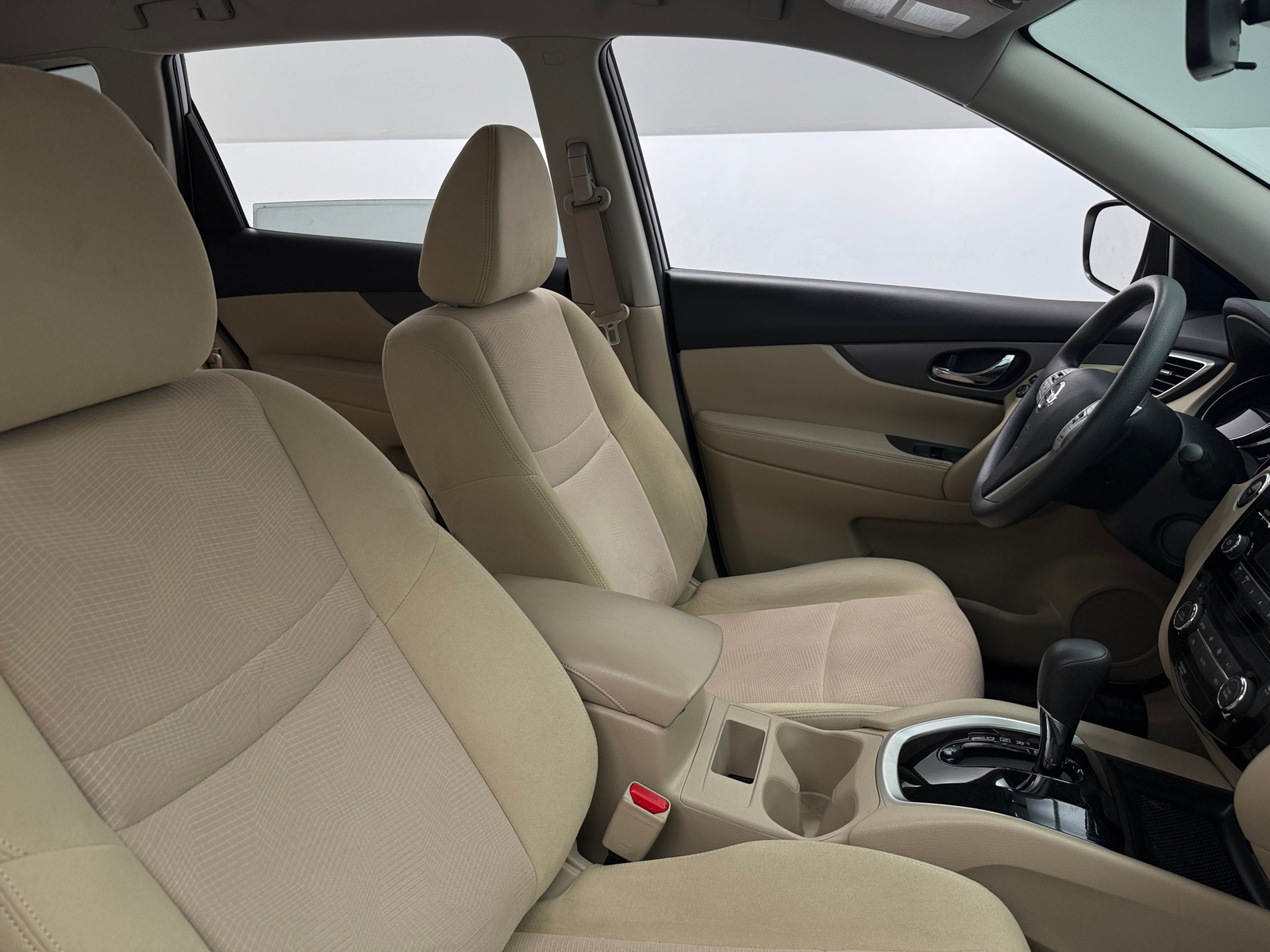 Thumbnail: 2016 Nissan Rogue - 2