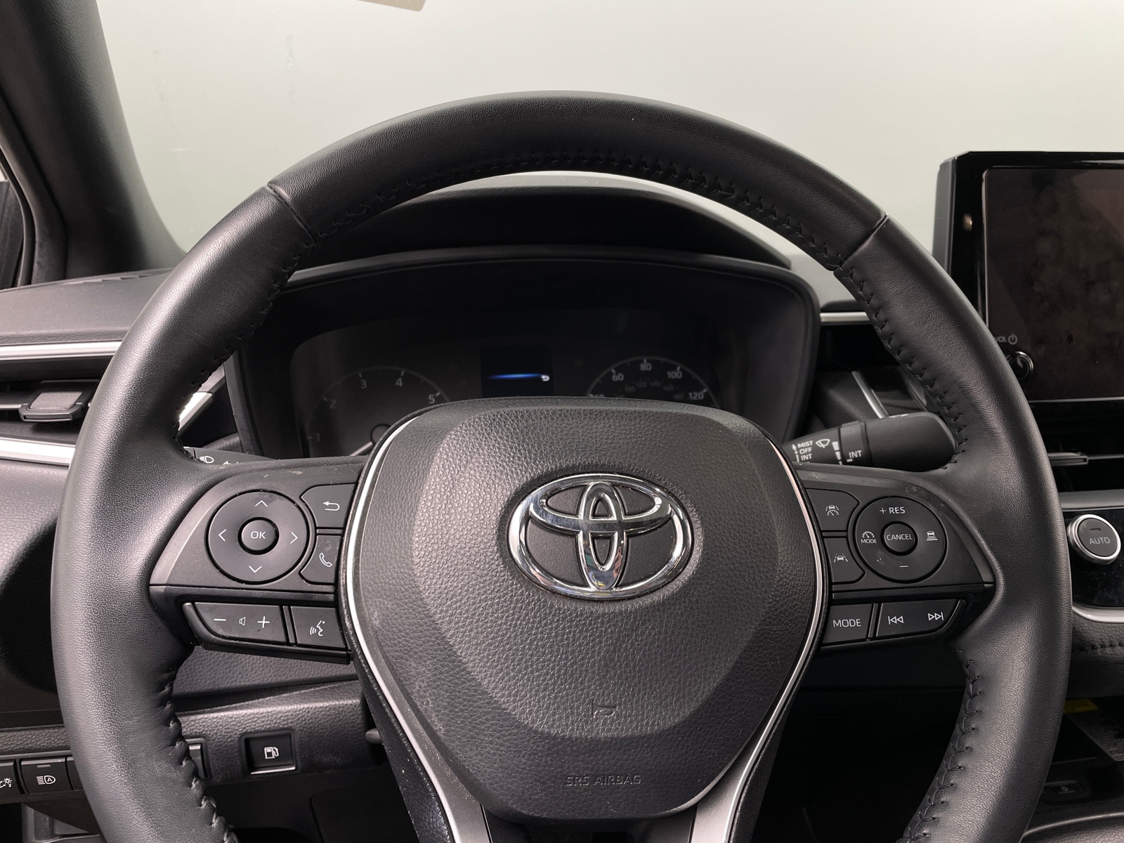 Thumbnail: 2024 Toyota Corolla - 5