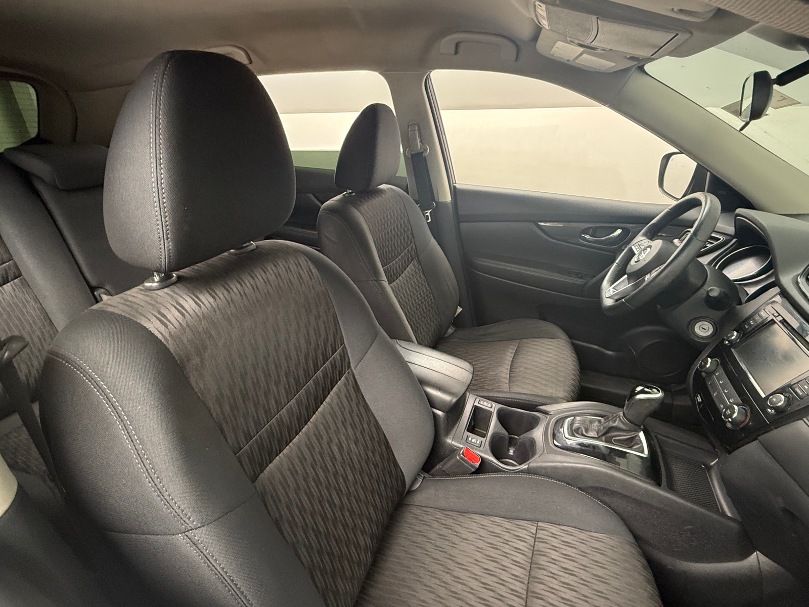 Thumbnail: 2019 Nissan Rogue - 2