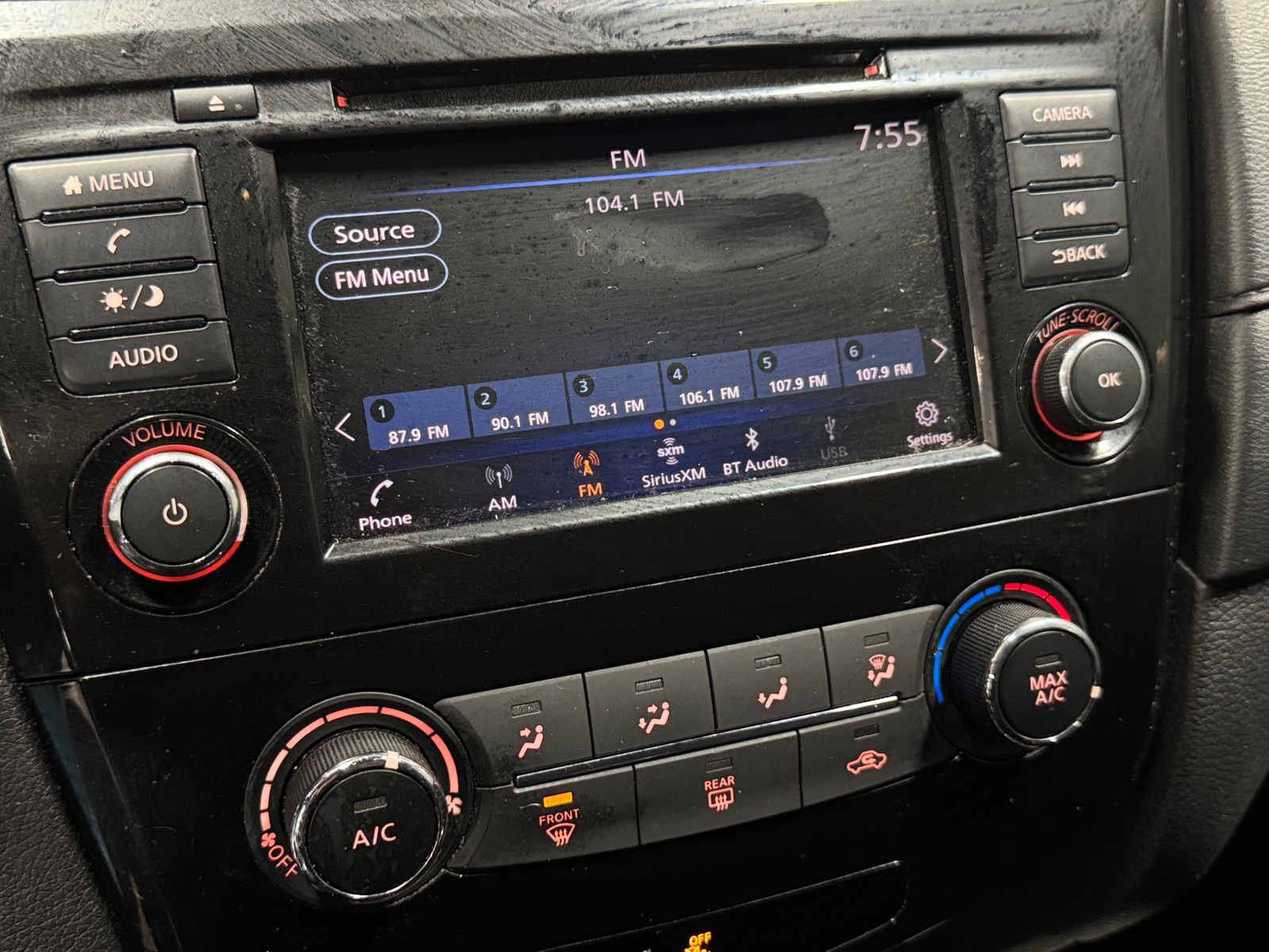 Thumbnail: 2019 Nissan Rogue - 4